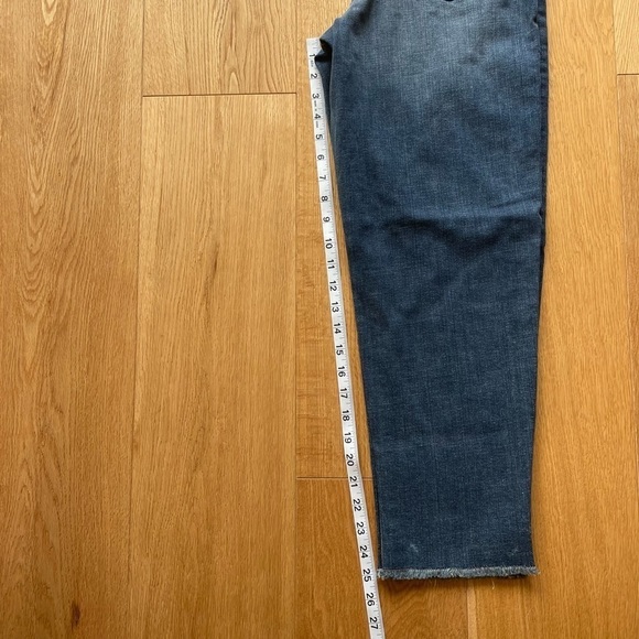 NWT  Eileen Fisher High Rise blue Jeans - 4 - Picture 10 of 14